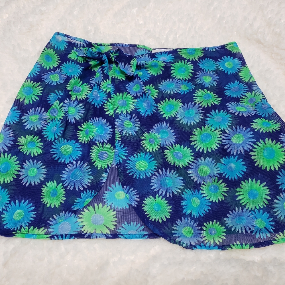 Swimsuit cover up skirt/sarong